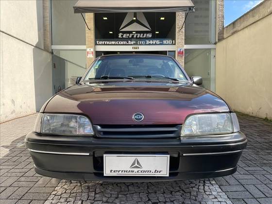 CHEVROLET MONZA 2.0 EFI SL/E 8V GASOLINA 2P MANUAL CHEVROLET MONZA 2.0 EFI SL/E 8V GASOLINA 2P MANUAL